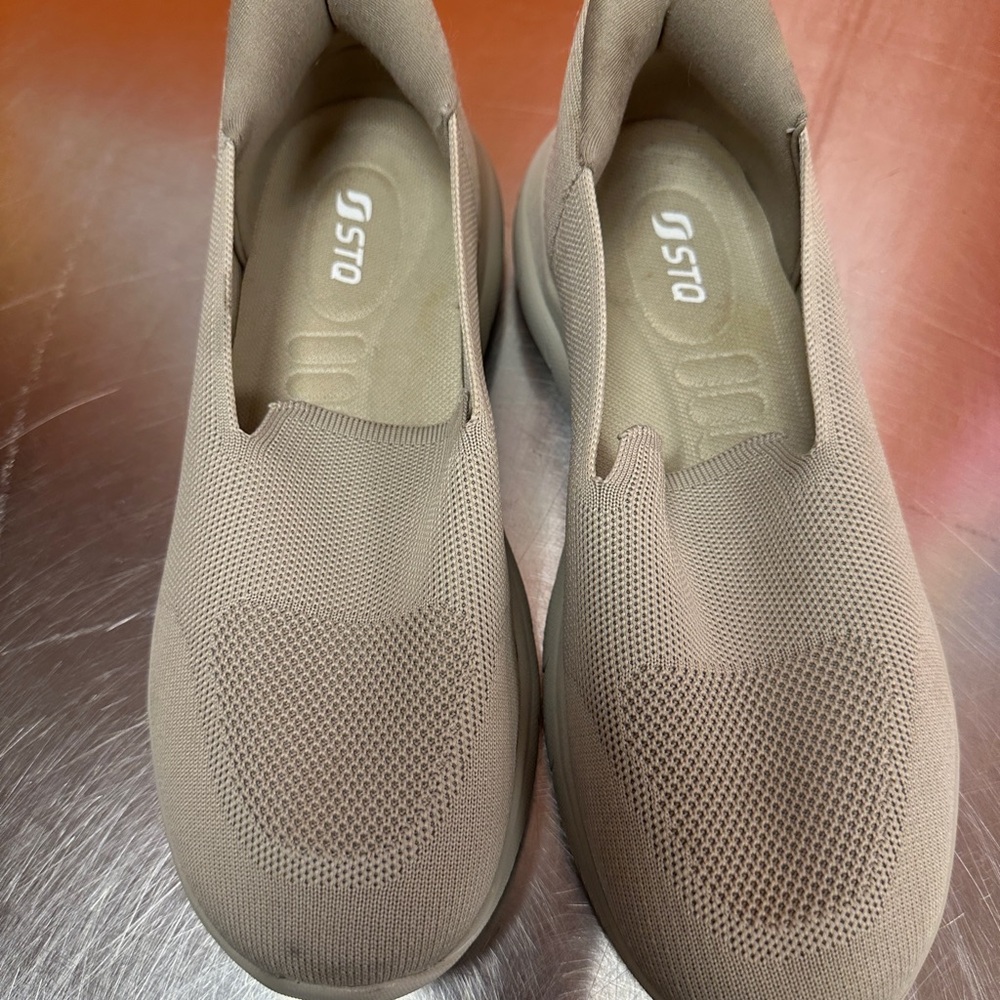 Women’s STQ Slip-On Knit Sneakers with Memory Foam Taupe Size 9